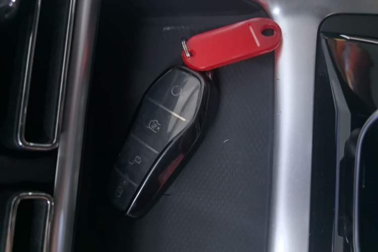 Used BYD Song Pro New Energy 2023 Champion Edition DM-i 110KM Excellence Model Vehicle Key