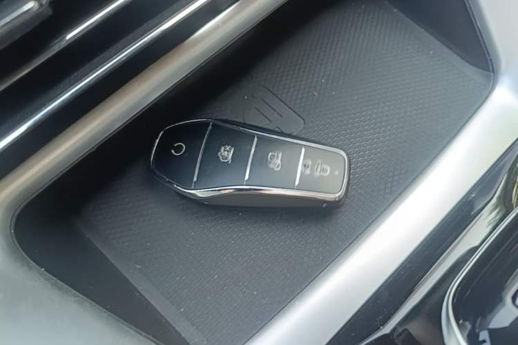 Used BYD Song Pro New Energy 2023 Champion Edition DM-i 110KM Excellence Model Vehicle Key