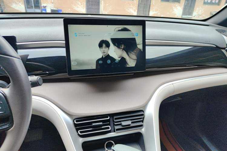 Used BYD Song Pro New Energy 2024 HONOR Edition DM-i 71KM Navigation Model Audio And AC Panel