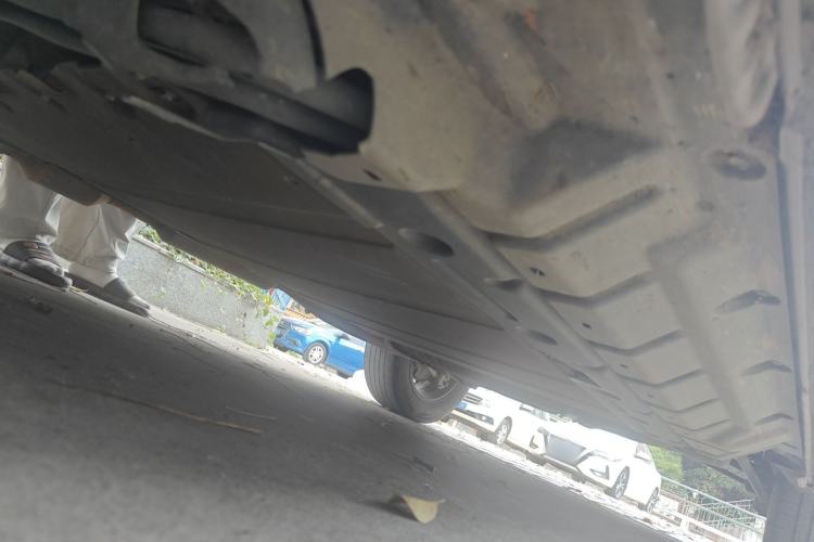 Used BYD Song Pro New Energy 2024 HONOR Edition DM-i 110KM Beyond Model Chassis Front Left