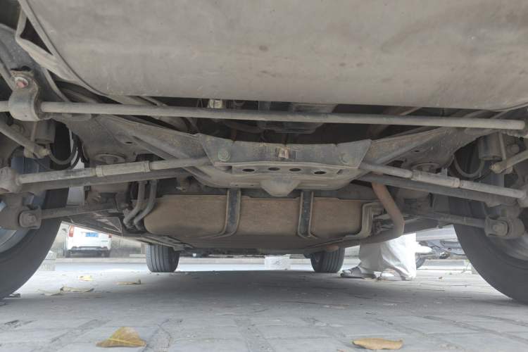 Used BYD Song Pro New Energy 2024 HONOR Edition DM-i 110KM Beyond Model Chassis Rear