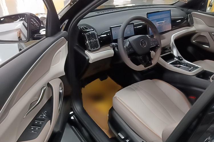 Used BYD Song Pro New Energy 2024 HONOR Edition DM-i 110KM Beyond Model Driver Seat