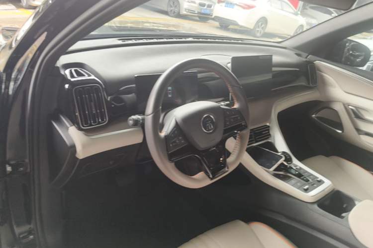 Used BYD Song Pro New Energy 2024 HONOR Edition DM-i 71KM Navigation Model Driver Seat