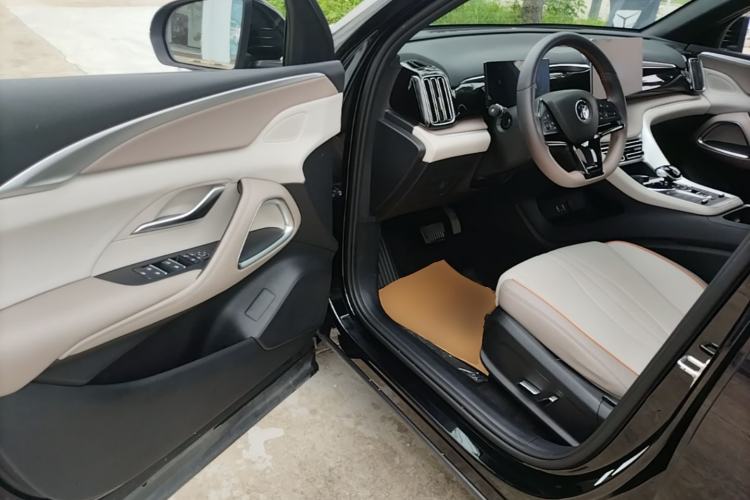 Used BYD Song Pro New Energy 2024 HONOR Edition DM-i 71KM Navigation Model Driver Seat