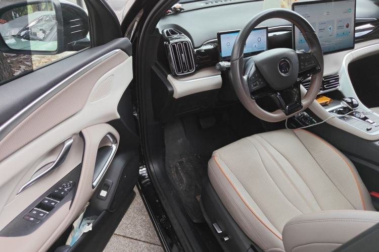 Used BYD Song Pro New Energy 2024 HONOR Edition DM-i 110KM Excellence Model Driver Seat