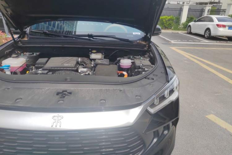 Used BYD Song Pro New Energy 2024 HONOR Edition DM-i 110KM Excellence Model Engine Bay Left