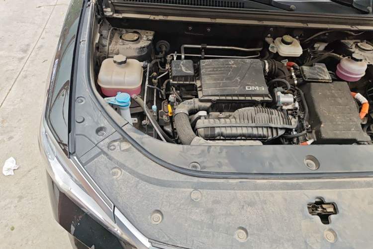 Used BYD Song Pro New Energy 2024 HONOR Edition DM-i 71KM Leading Model Engine Bay Right