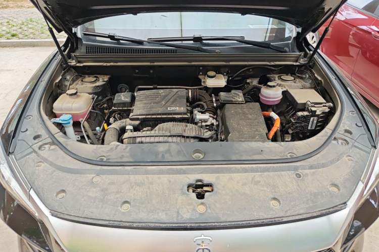 Used BYD Song Pro New Energy 2024 HONOR Edition DM-i 71KM Leading Model Engine Bay