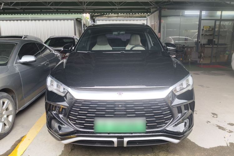 Used BYD Song Pro New Energy 2024 HONOR Edition DM-i 71KM Navigation Model Front