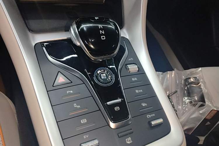 Used BYD Song Pro New Energy 2024 HONOR Edition DM-i 110KM Excellence Model Gear Lever