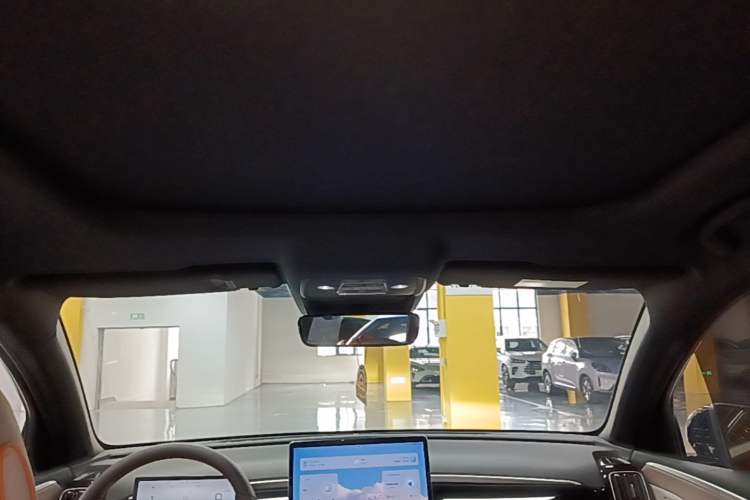 Used BYD Song Pro New Energy 2024 HONOR Edition DM-i 110KM Beyond Model Headliner