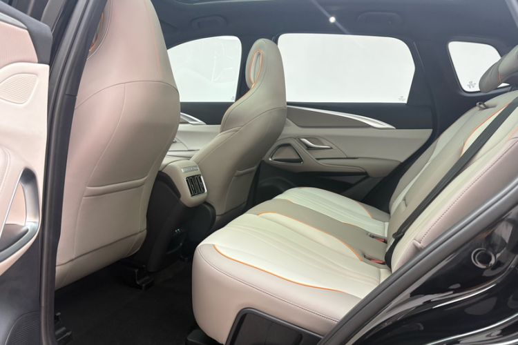 Used BYD Song Pro New Energy 2024 HONOR Edition DM-i 71KM Leading Model Headliner