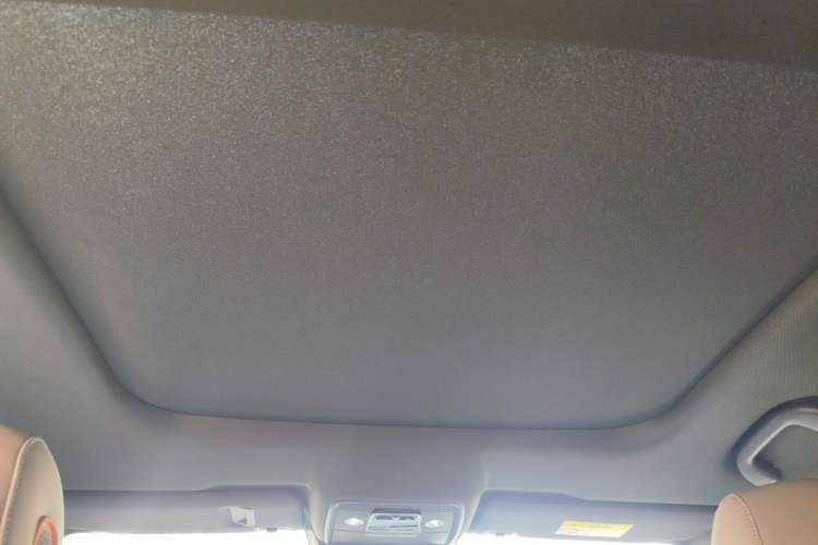 Used BYD Song Pro New Energy 2024 HONOR Edition DM-i 110KM Excellence Model Headliner