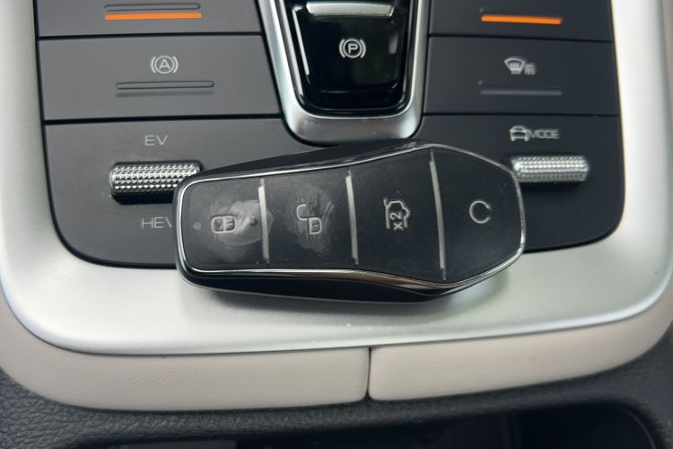 Used BYD Song Pro New Energy 2024 HONOR Edition DM-i 110KM Excellence Model Interior 2
