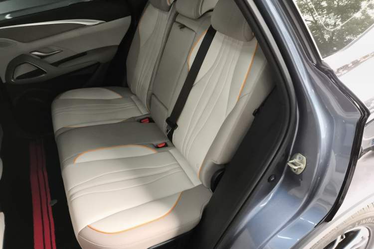 Used BYD Song Pro New Energy 2024 HONOR Edition DM-i 110KM Beyond Model Interior 4