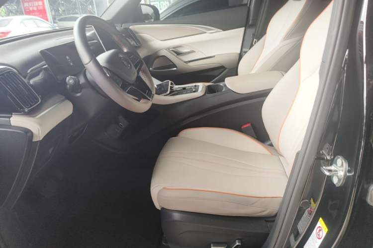 Used BYD Song Pro New Energy 2024 HONOR Edition DM-i 71KM Navigation Model Left Front Seat