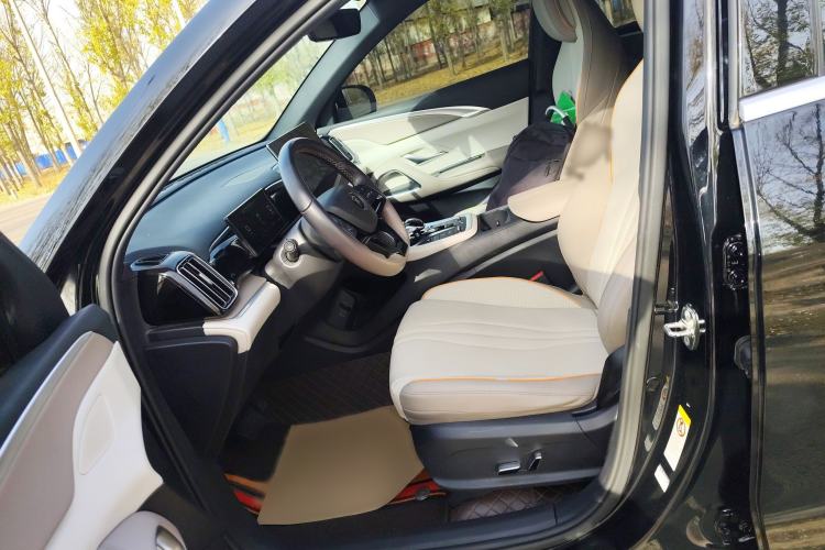 Used BYD Song Pro New Energy 2024 HONOR Edition DM-i 110KM Excellence Model Left Front Seat