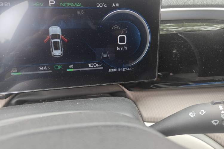 Used BYD Song Pro New Energy 2024 HONOR Edition DM-i 110KM Beyond Model Odometer Close Up