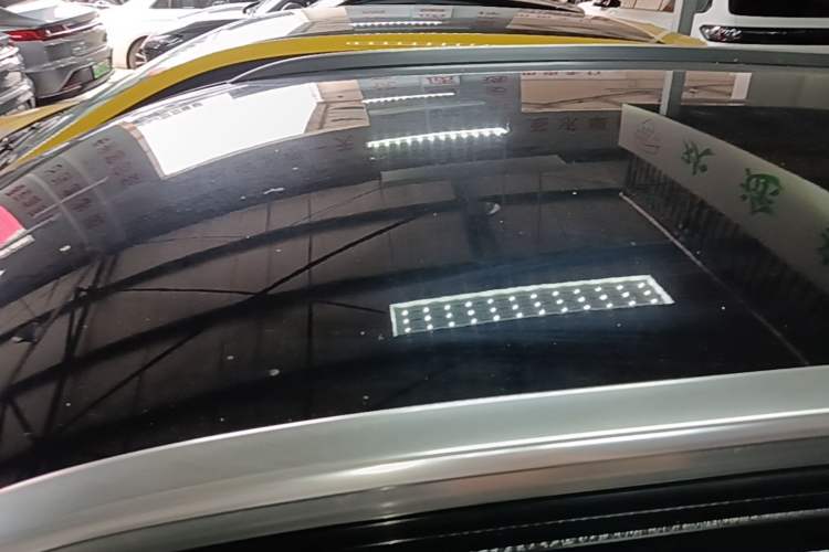 Used BYD Song Pro New Energy 2024 HONOR Edition DM-i 71KM Navigation Model Roof