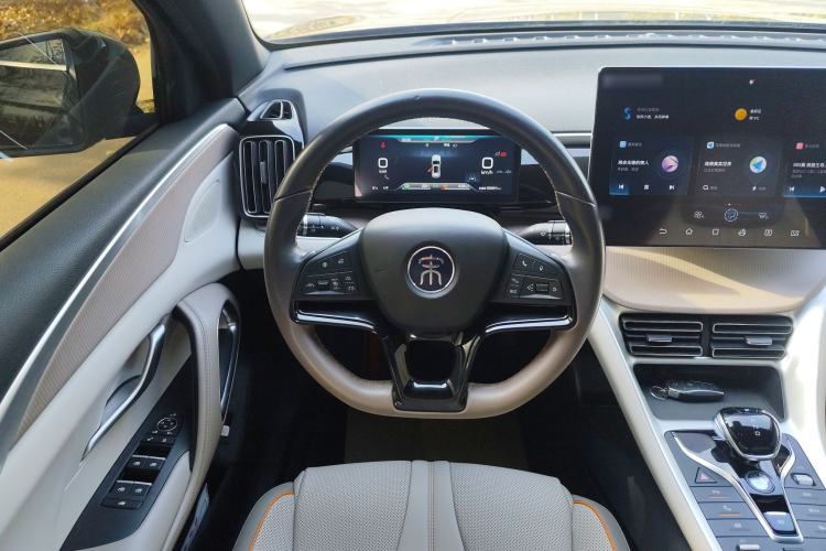 Used BYD Song Pro New Energy 2024 HONOR Edition DM-i 110KM Excellence Model Steering Wheel