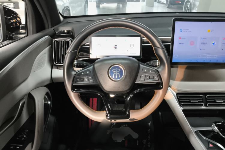 Used BYD Song Pro New Energy 2024 HONOR Edition DM-i 110KM Beyond Model Steering Wheel