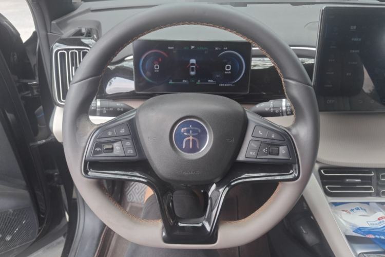 Used BYD Song Pro New Energy 2024 HONOR Edition DM-i 110KM Beyond Model Steering Wheel