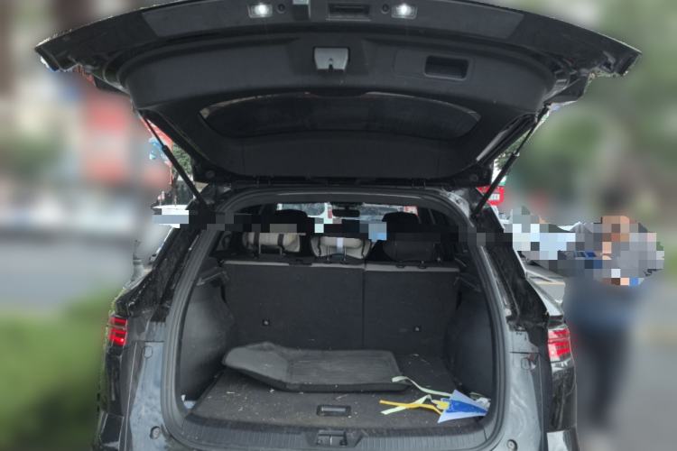 Used BYD Song Pro New Energy 2024 HONOR Edition DM-i 71KM Navigation Model Trunk