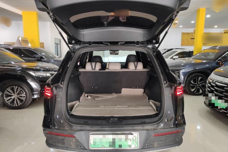 Used BYD Song Pro New Energy 2024 HONOR Edition DM-i 71KM Leading Model Trunk