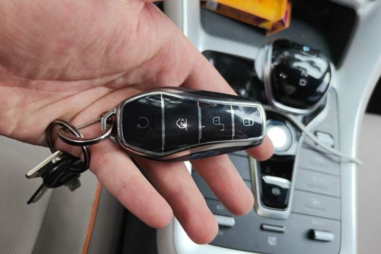 Used BYD Song Pro New Energy 2024 HONOR Edition DM-i 110KM Excellence Model Vehicle Key