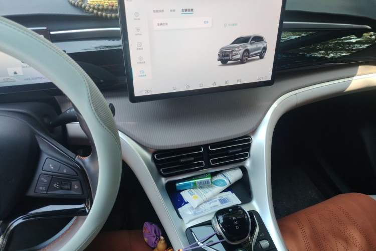 Used BYD Song Pro New Energy 2024 HONOR Edition DM-i 110KM Beyond Model Audio And AC Panel
