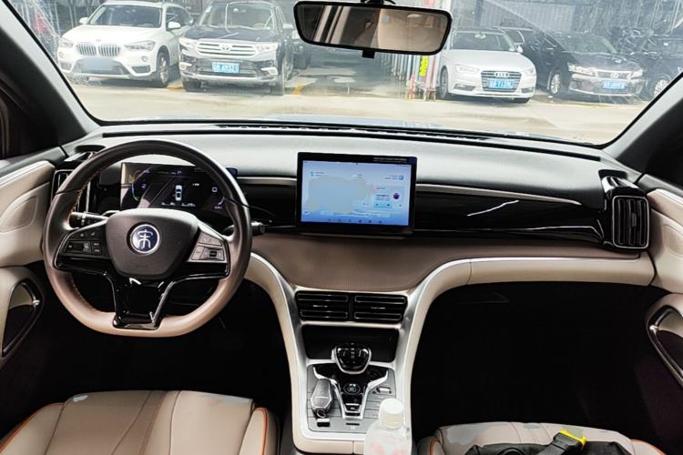 Used BYD Song Pro New Energy 2024 HONOR Edition DM-i 71KM Navigation Model Center Console