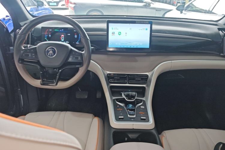 Used BYD Song Pro New Energy 2024 HONOR Edition DM-i 71KM Navigation Model Center Console