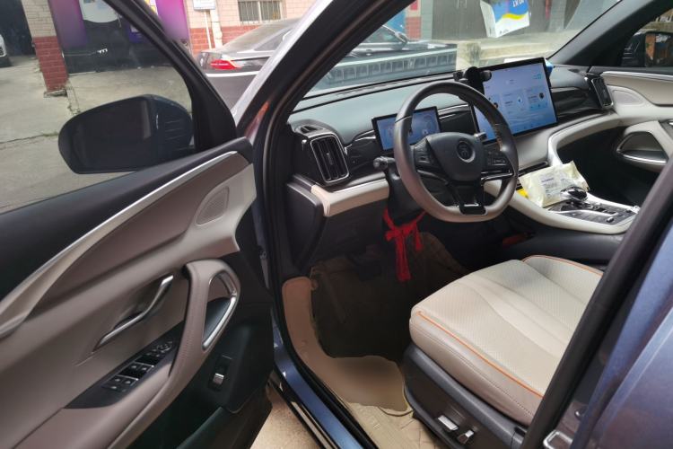 Used BYD Song Pro New Energy 2024 HONOR Edition DM-i 110KM Excellence Model Driver Seat