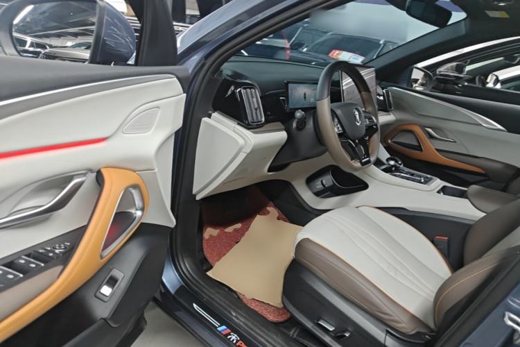 Used BYD Song Pro New Energy 2024 HONOR Edition DM-i 110KM Excellence Model Driver Seat