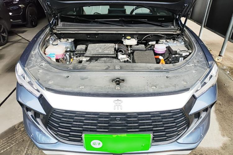 Used BYD Song Pro New Energy 2024 HONOR Edition DM-i 71KM Navigation Model Engine Bay