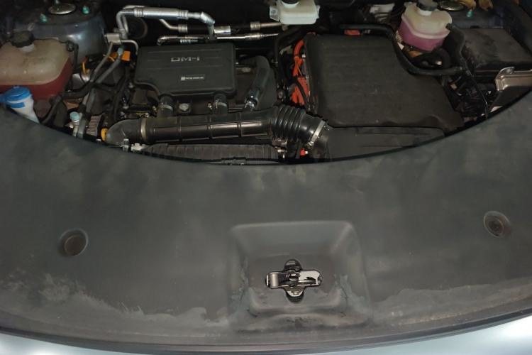 Used BYD Song Pro New Energy 2024 HONOR Edition DM-i 110KM Beyond Model Engine Bay
