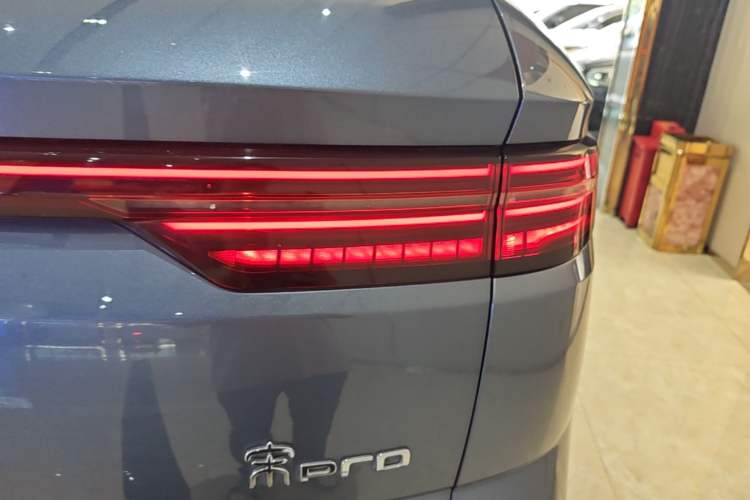 Used BYD Song Pro New Energy 2024 HONOR Edition DM-i 110KM Excellence Model Exterior 3