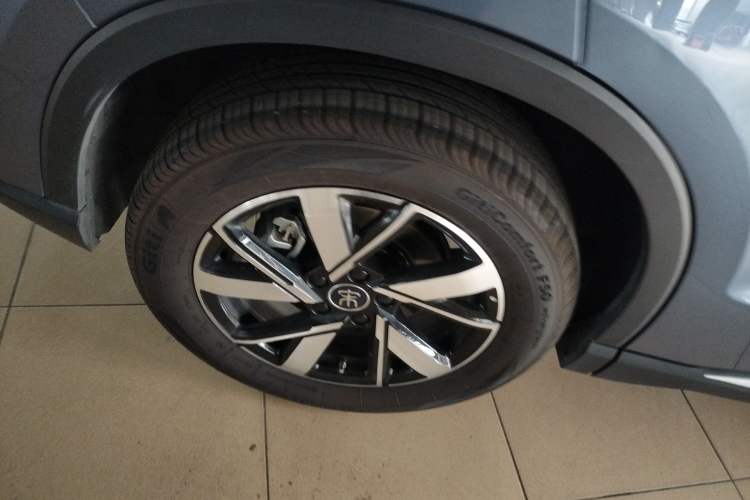 Used BYD Song Pro New Energy 2024 HONOR Edition DM-i 71KM Beyond Model Exterior 5