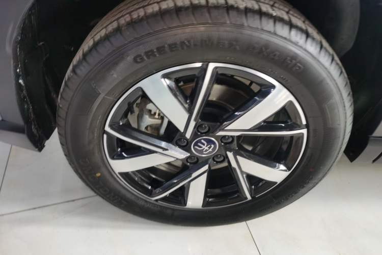 Used BYD Song Pro New Energy 2024 HONOR Edition DM-i 71KM Navigation Model Exterior 5