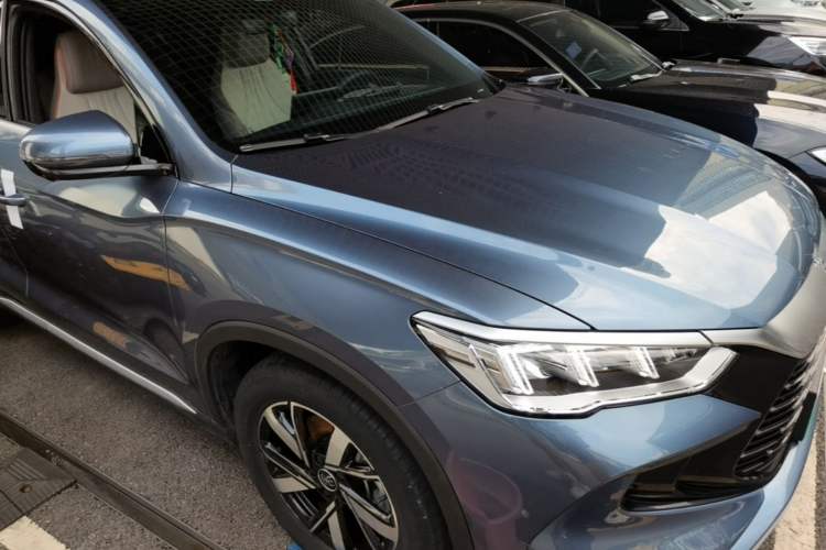 Used BYD Song Pro New Energy 2024 HONOR Edition DM-i 71KM Leading Model Front Right 45 Deg