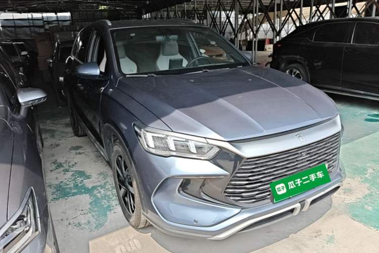 Used BYD Song Pro New Energy 2024 HONOR Edition DM-i 71KM Navigation Model Front Right 45 Deg