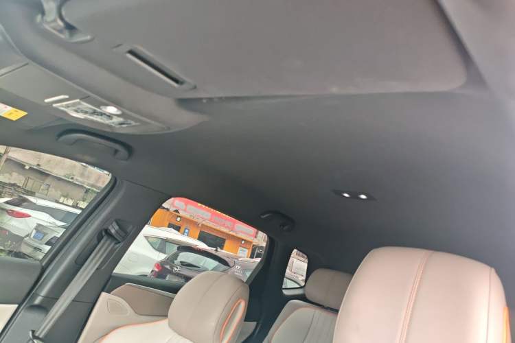 Used BYD Song Pro New Energy 2024 HONOR Edition DM-i 71KM Navigation Model Headliner