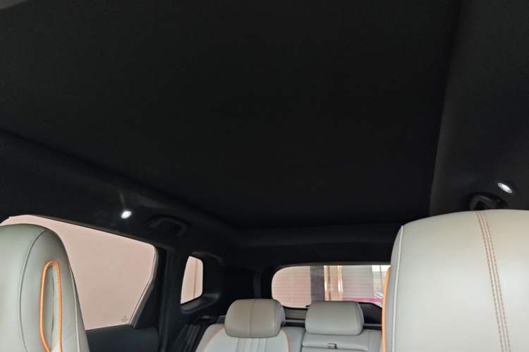 Used BYD Song Pro New Energy 2024 HONOR Edition DM-i 110KM Excellence Model Headliner