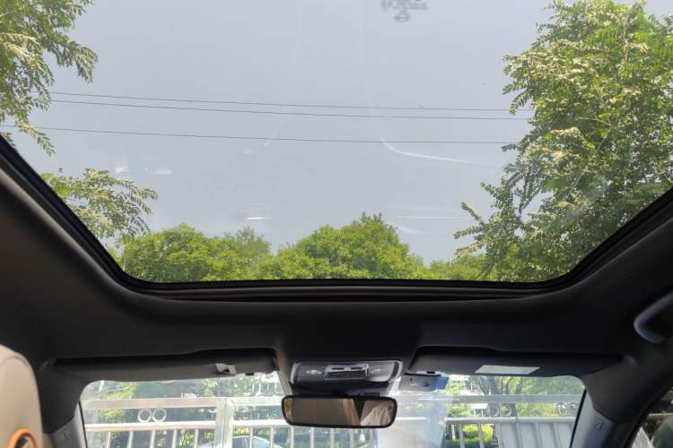 Used BYD Song Pro New Energy 2024 HONOR Edition DM-i 110KM Excellence Model Headliner