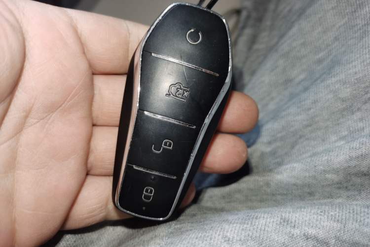 Used BYD Song Pro New Energy 2024 HONOR Edition DM-i 71KM Navigation Model Interior 1