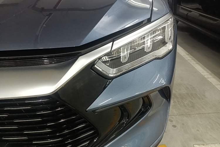 Used BYD Song Pro New Energy 2024 HONOR Edition DM-i 71KM Beyond Model Left Front Headlight