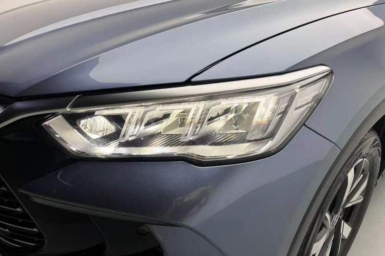 Used BYD Song Pro New Energy 2024 HONOR Edition DM-i 71KM Navigation Model Left Front Headlight