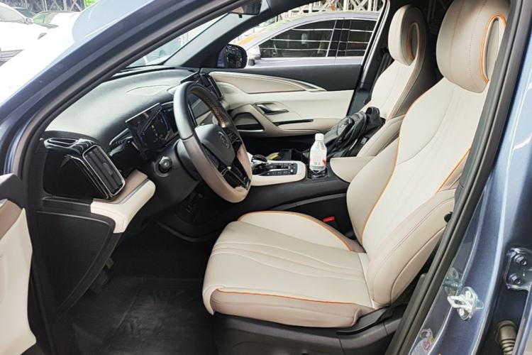 Used BYD Song Pro New Energy 2024 HONOR Edition DM-i 71KM Navigation Model Left Front Seat