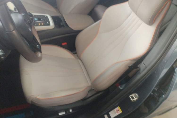 Used BYD Song Pro New Energy 2024 HONOR Edition DM-i 71KM Navigation Model Left Front Seat