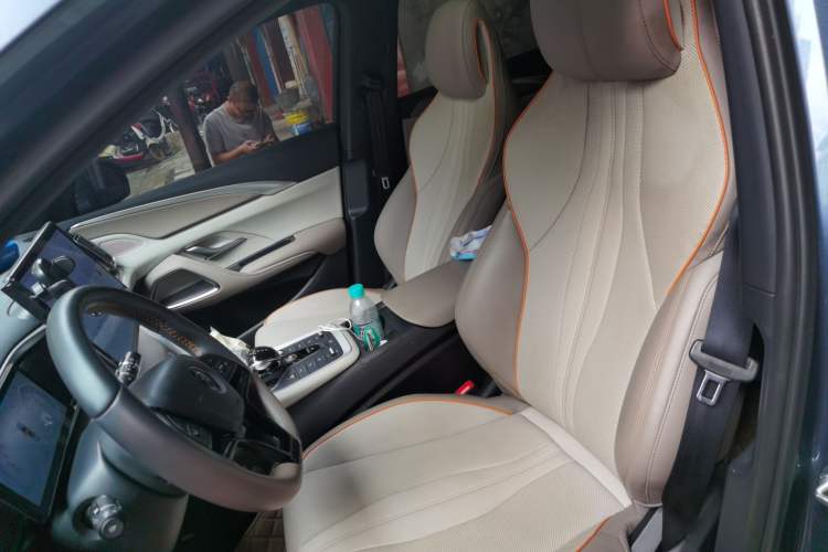 Used BYD Song Pro New Energy 2024 HONOR Edition DM-i 110KM Excellence Model Left Front Seat
